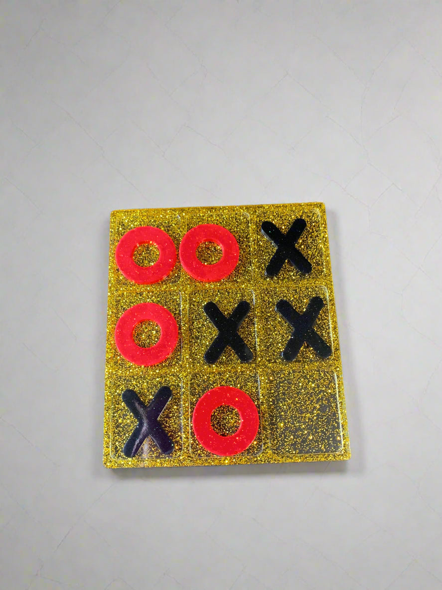Tic-tac-toe small